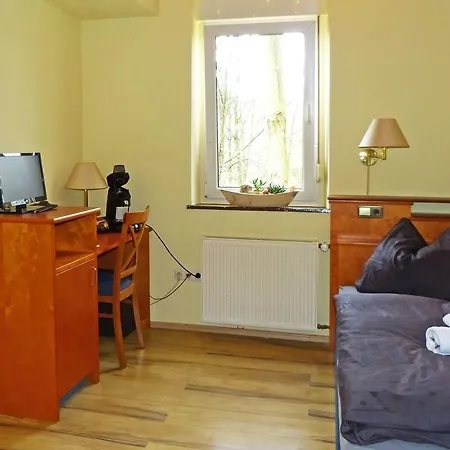 Messe-zimmer Tus-treff