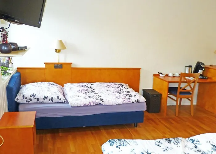 Messe-zimmer Tus-treff Проживание в семье *