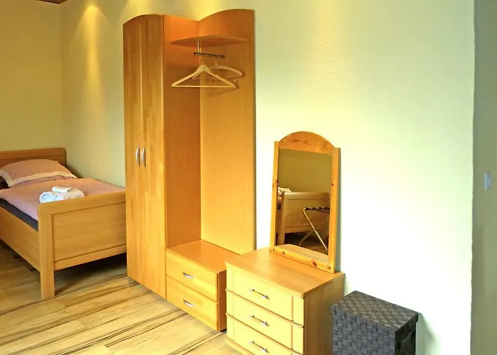 Проживание в семье Messe-zimmer Tus-treff