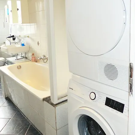 Messe-zimmer Tus-treff 홈스테이