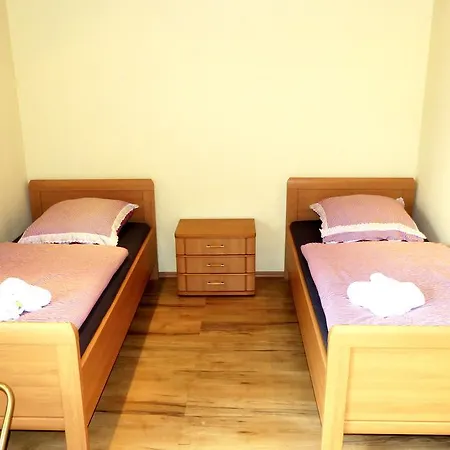 Messe-zimmer Tus-treff Düsseldorf