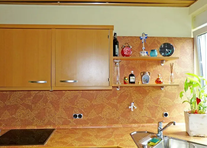 Messe-zimmer Tus-treff Quarto em Acomodações Particulares *