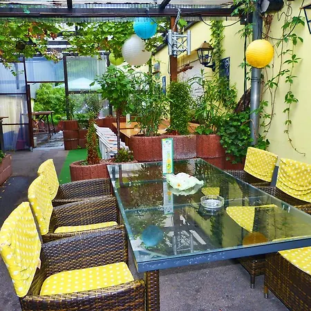 Messe-zimmer Tus-treff *